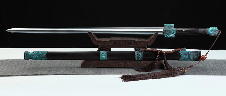 Yuqoridan kelgan bir yigitni sikdi Vaginal chozish porno